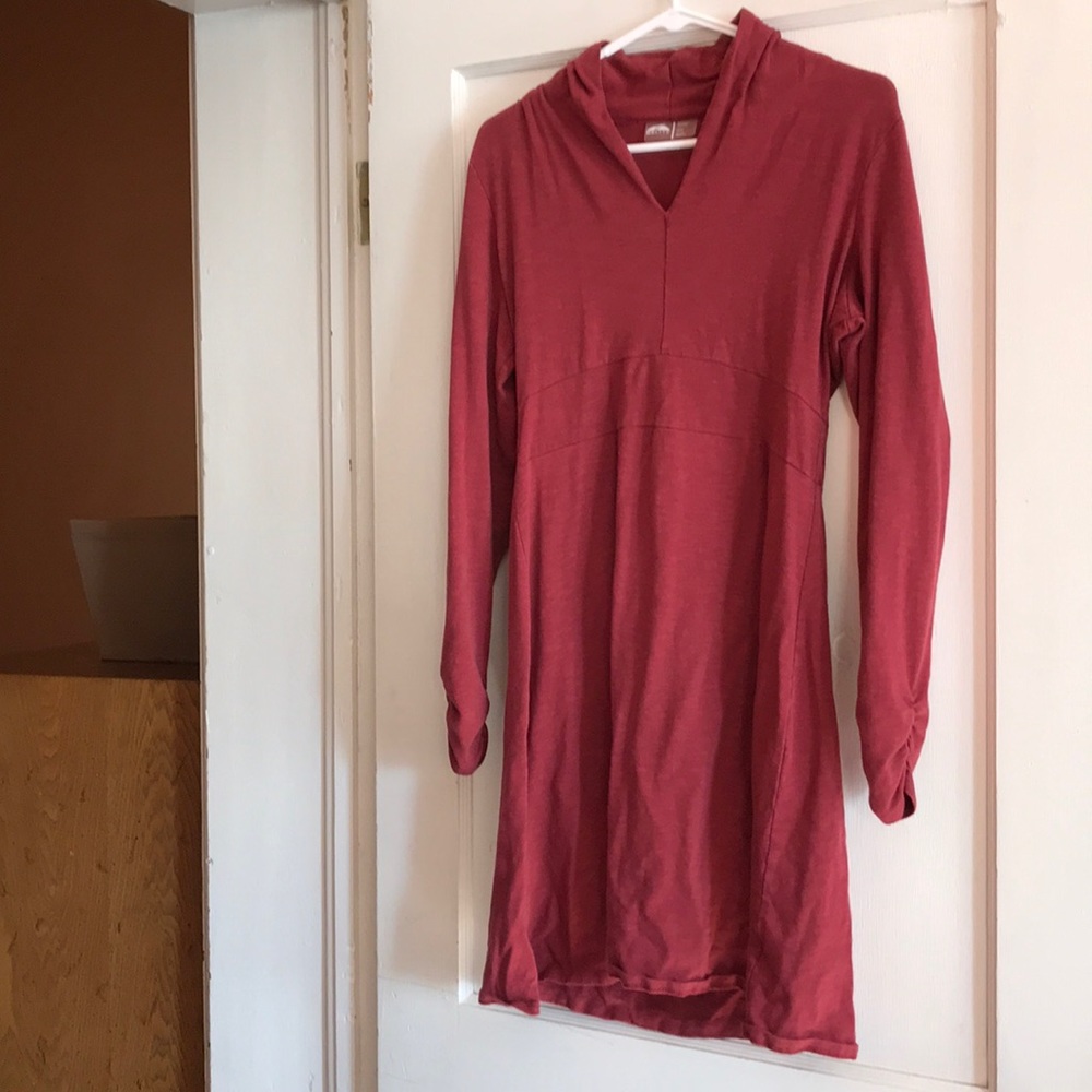 GoLite Women’s Dress - Picture 6 of 6